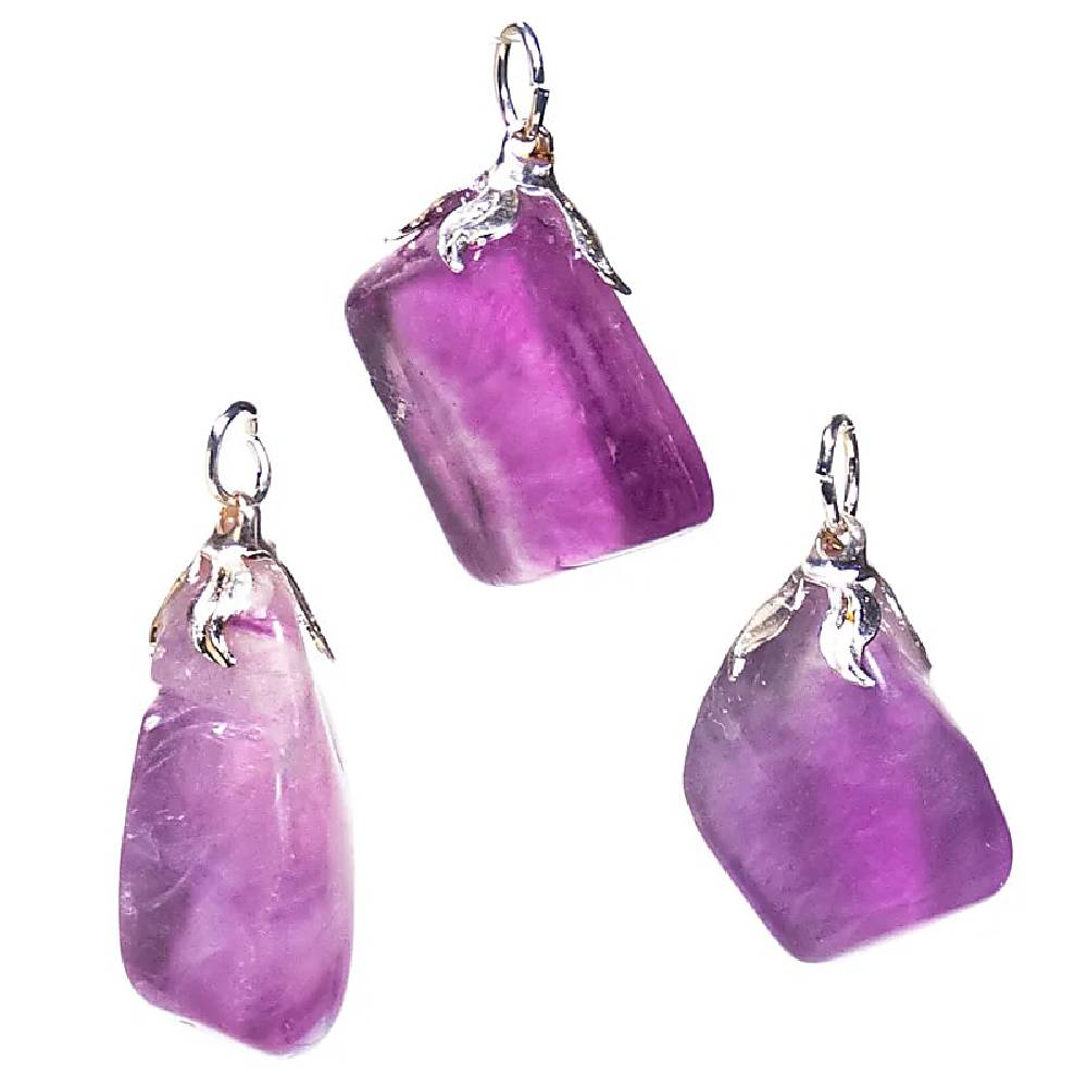 Kulons Fluorīts / Violetais Fluorīts Ķīna / Purple Fluorite with metal eyelet 1.5cm - 3cm